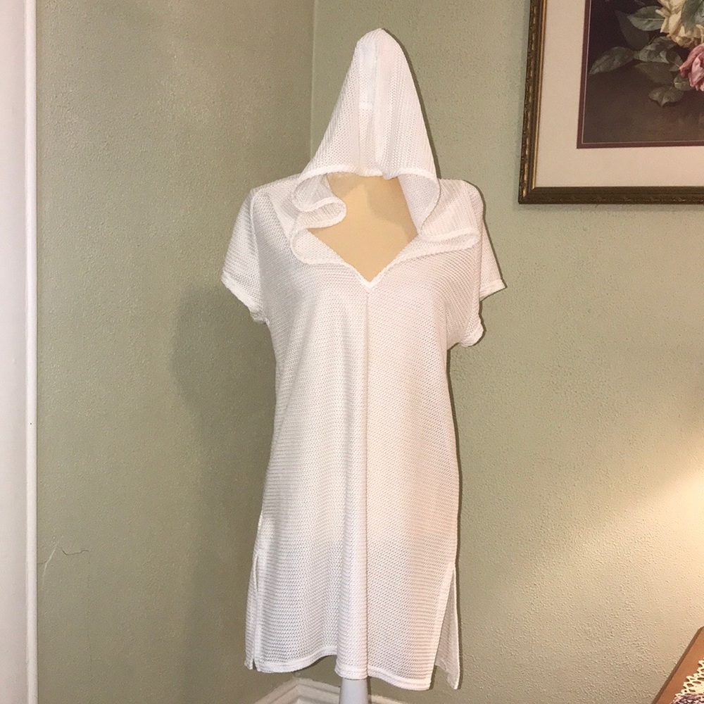 Jordan Taylor White Hooded Swim Coverup Medium